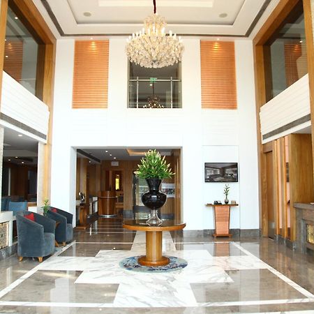 The Place Gurugram, A Member Of Radisson Individuals Gurgaon Extérieur photo